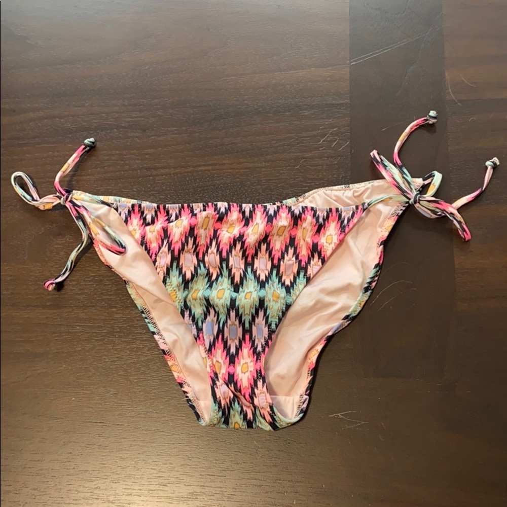 Victoria’s Secret bikini bottoms